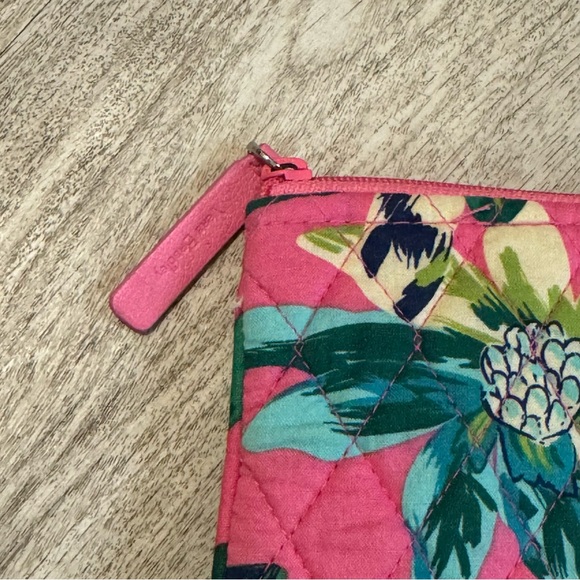 NEW VERA BRADLEY Pink & White Palm Tree Quilted Zip Coin Purse - Picture 3 of 5